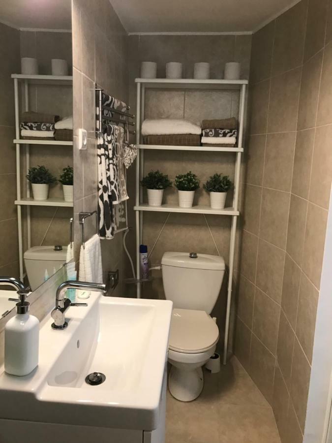 Cozy Modern Apartment Near The Sea In City Center Netanya Ngoại thất bức ảnh